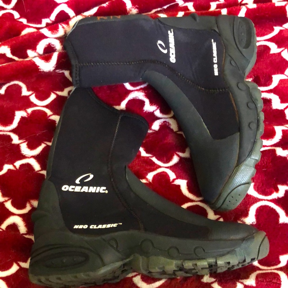 Scuba dive boots